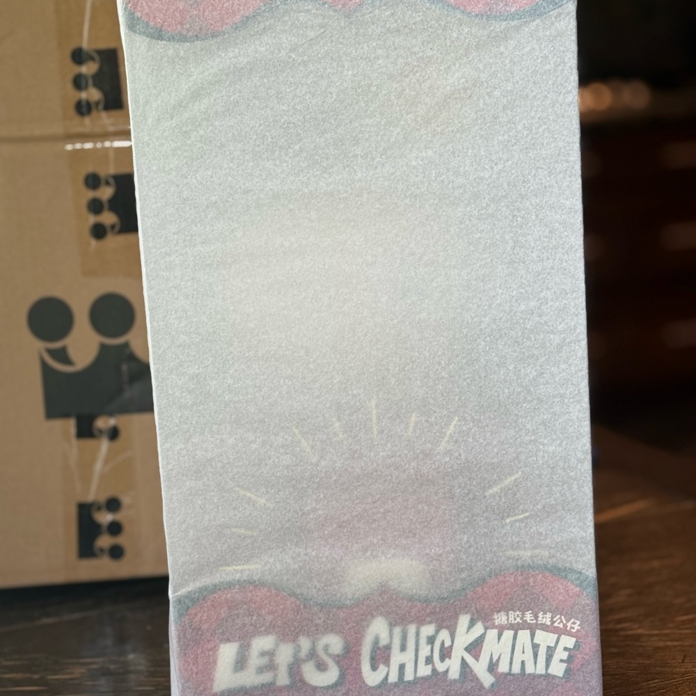 POP MART CHECK MATE - Picture 4 of 6